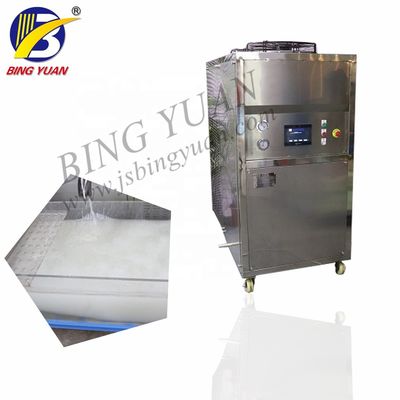 ওয়াটার কুলিং 15 টি 13.5KW 380V স্বয়ংক্রিয় বরফ প্রস্তুতকারক মেশিন